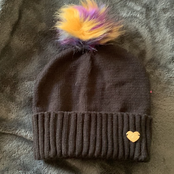 Betsey Johnson Beanie Hat - Picture 1 of 8